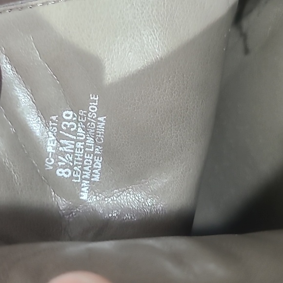 🤎 Vince Camuto Pevista Bootie, size 8.5🤎 - Picture 8 of 8